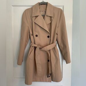 Etienne Aigner women’s trench coat